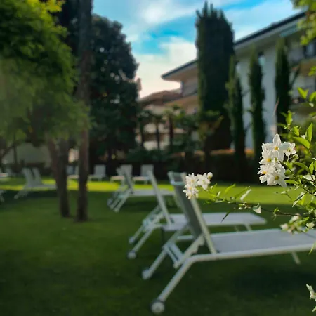 Nicolli Romantic - Adults Only Отель 4*