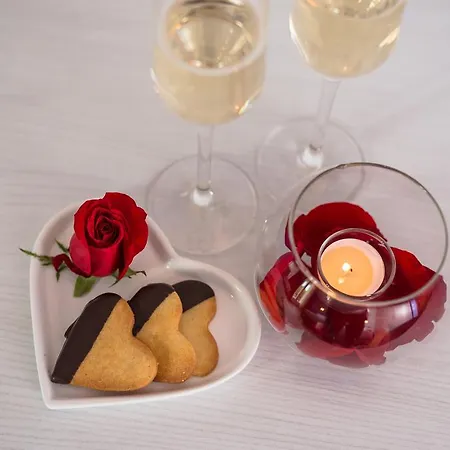 Отель Nicolli Romantic - Adults Only Рива-дель-Гарда